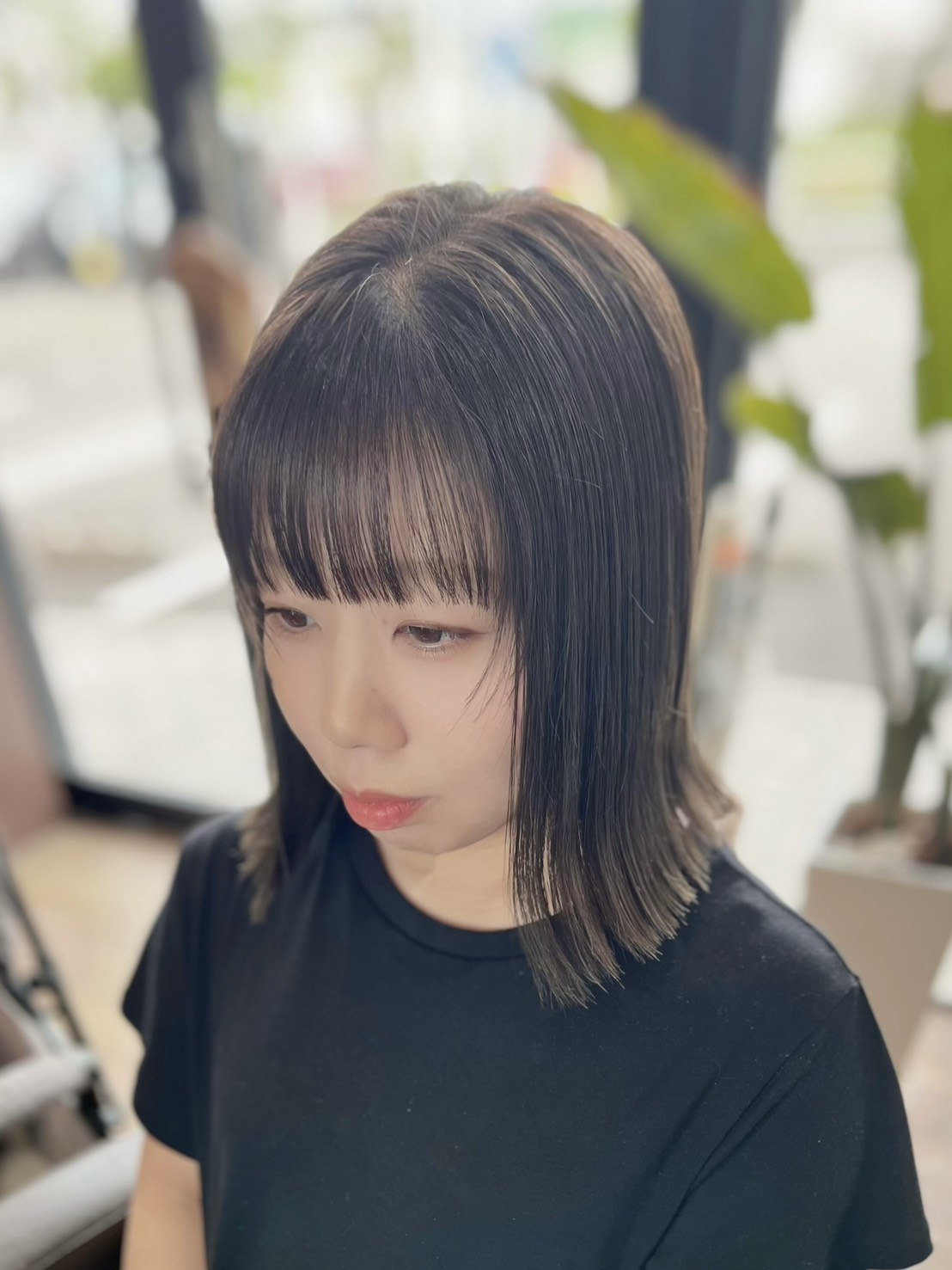 髪質改善ストレート2ヶ月後のメンテナンスでまとまりと艶を継続した仕上がり
